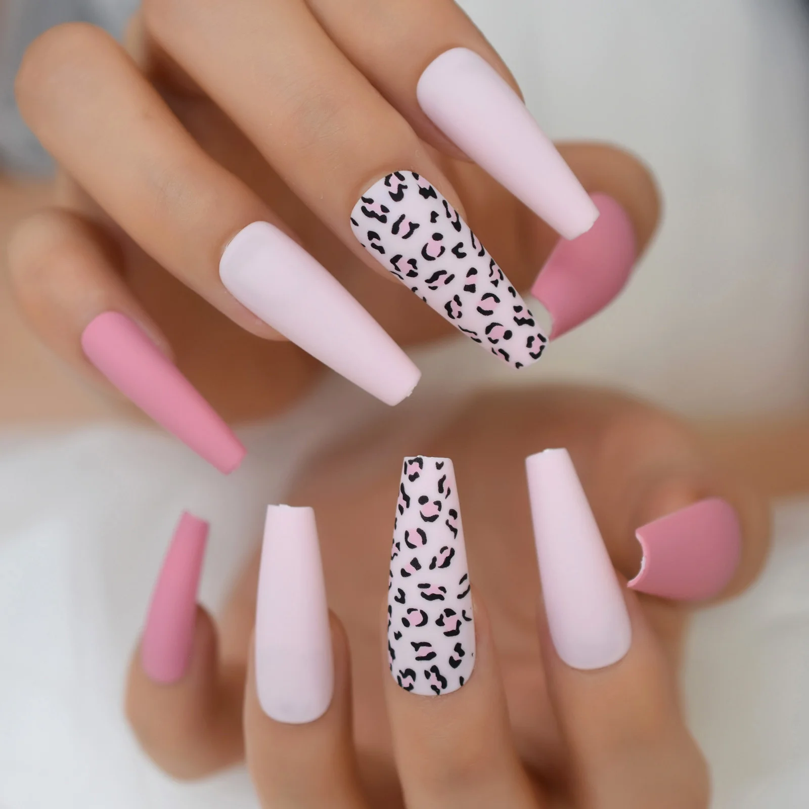 Super Long Ballerina Fake Nails Colored With Designs Leopard Pattern Matte False Pink Nails Press On Coffin Square Nails Tips