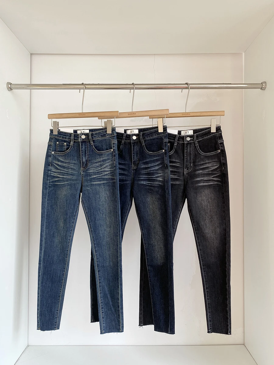 

Fashionable Korean Style Women's Slim Fit Jeans High Waist Elasticity Pencil Pants Autumn New Arrival Versatile Elegant Thinming