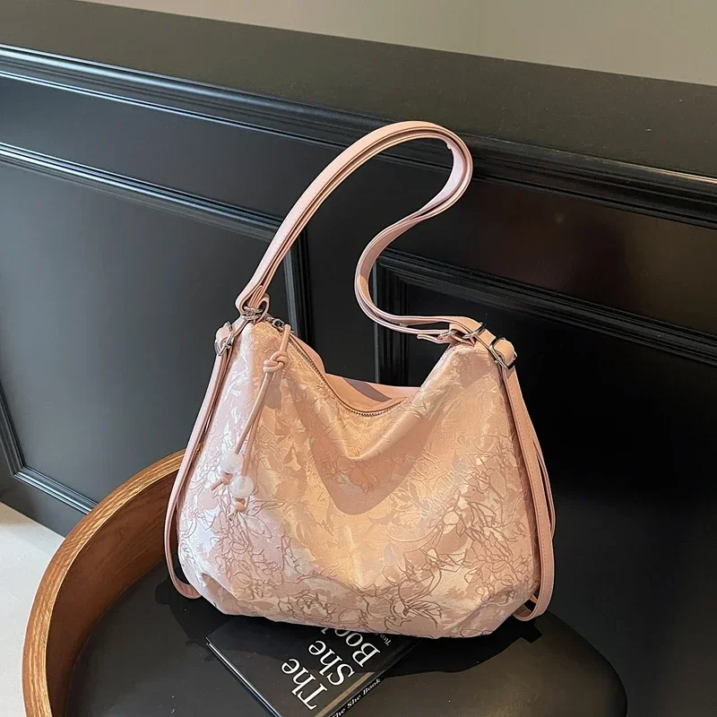 

2026 Hot Sale Fashion Square Exquisite Floral Shoulder Bags Chinese Style Simple Versatile Large Capacity Women's Backpacks