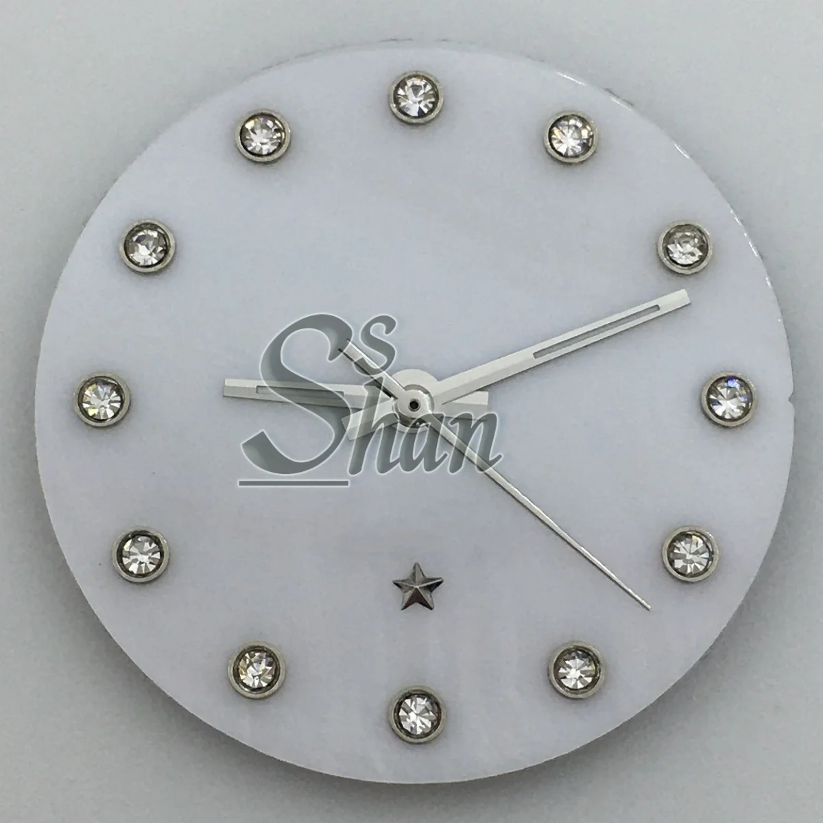 Le cadran de montre pour femme de 24,5 mm est équipé d'un index de diamant en forme d'étoile, argent, or, or rose, accessoires de modification de montre NH05