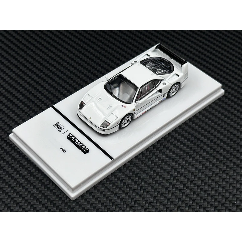 TW In Stock 1:64 F40 Lightweight White Diecast Car Model Collection Miniature Toy Tarmac Works