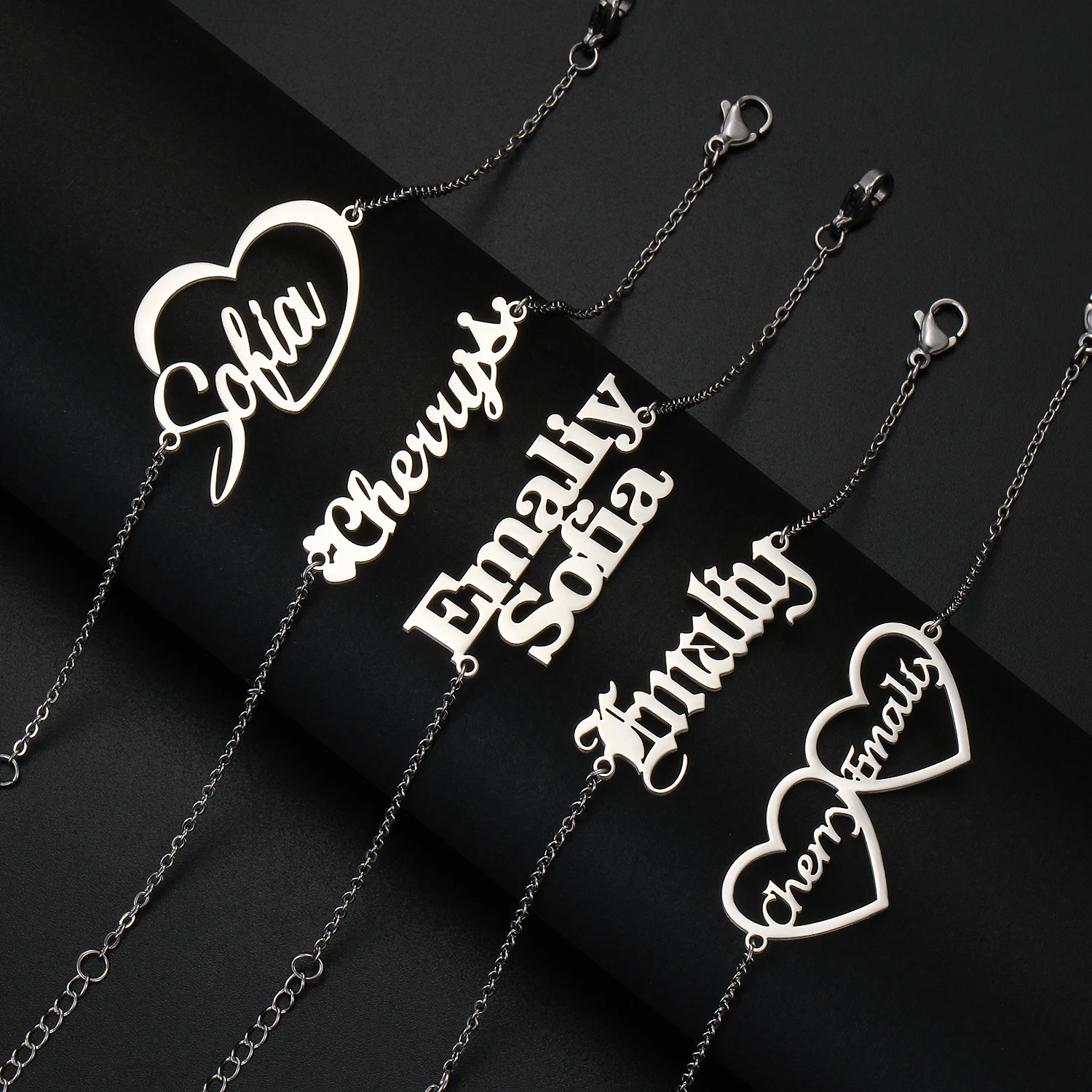 

1pcCustom Letter Valentine's Day Couple Gift Necklace Stainless Steel JewelryCustom Name Plates Pendant Necklace For Women