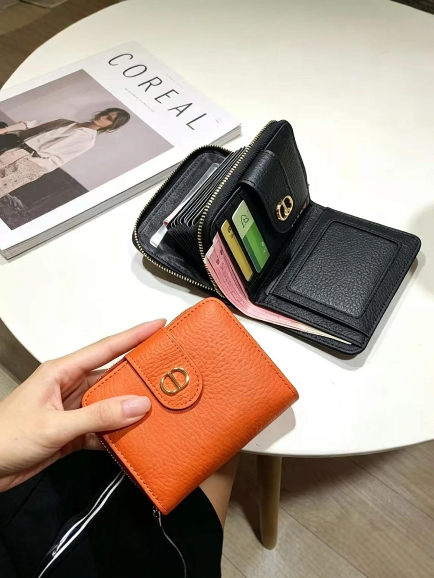 cartera-corta-de-cuero-de-lujo-para-mujer-piel-de-vacuno-de-primera-capa-ranuras-integradas-para-multiples-tarjetas-bolsil