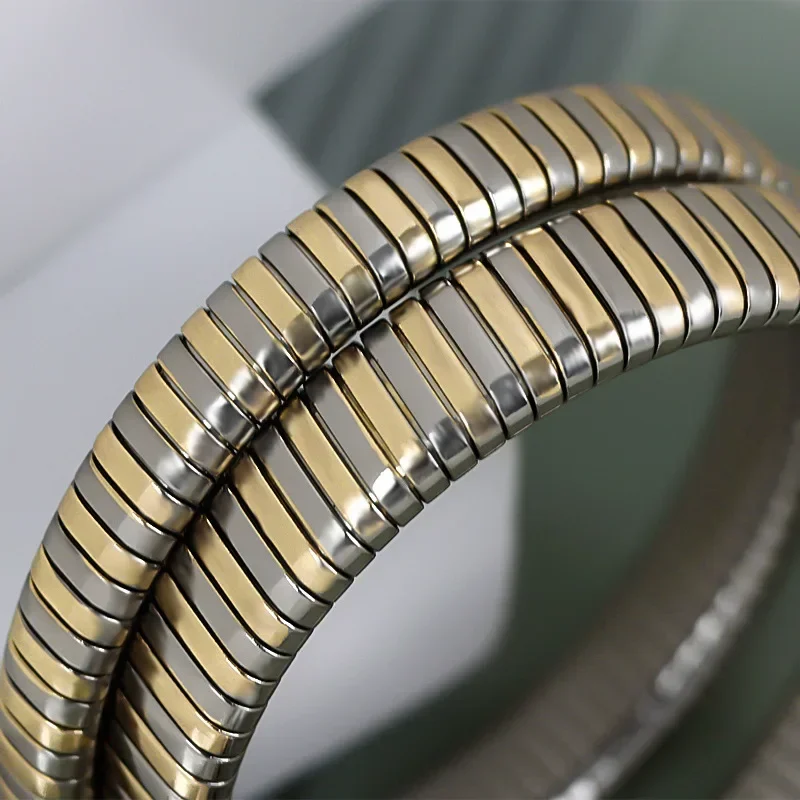 Snake Fashion Hot Verkoop Quartz Horloge Vrouwen Luxe Goud Roestvrij Stalen Horloge Jurk Iced Diamonds Waterdicht AAA Horloge Relogio