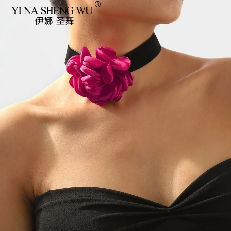Accesorios de baile para mujer, collar de flores rosas grandes, gargantilla de terciopelo negro, collar de clavícula de actuación de Flamengo de baile moderno