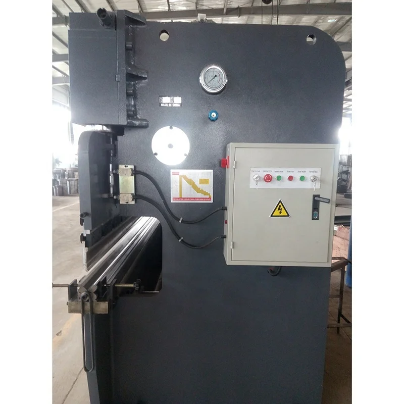 4 + 1 محور 125 160 200 طن 3200 4000 مم CNC الصحافة الهيدروليكية الفرامل الانحناء هاين