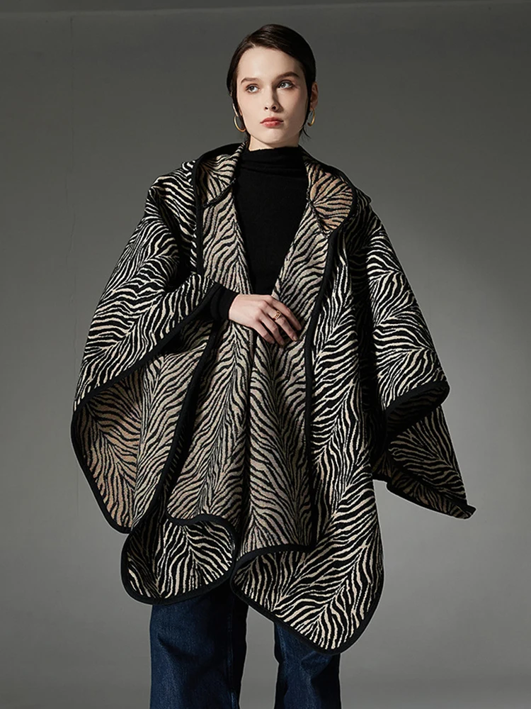 

Winter Scarf Women Lady Layers Poncho Elegant Luxury One Piece Hooded Hat Retro Striped Shawl Scarve Capa Para Mujer Fashion New