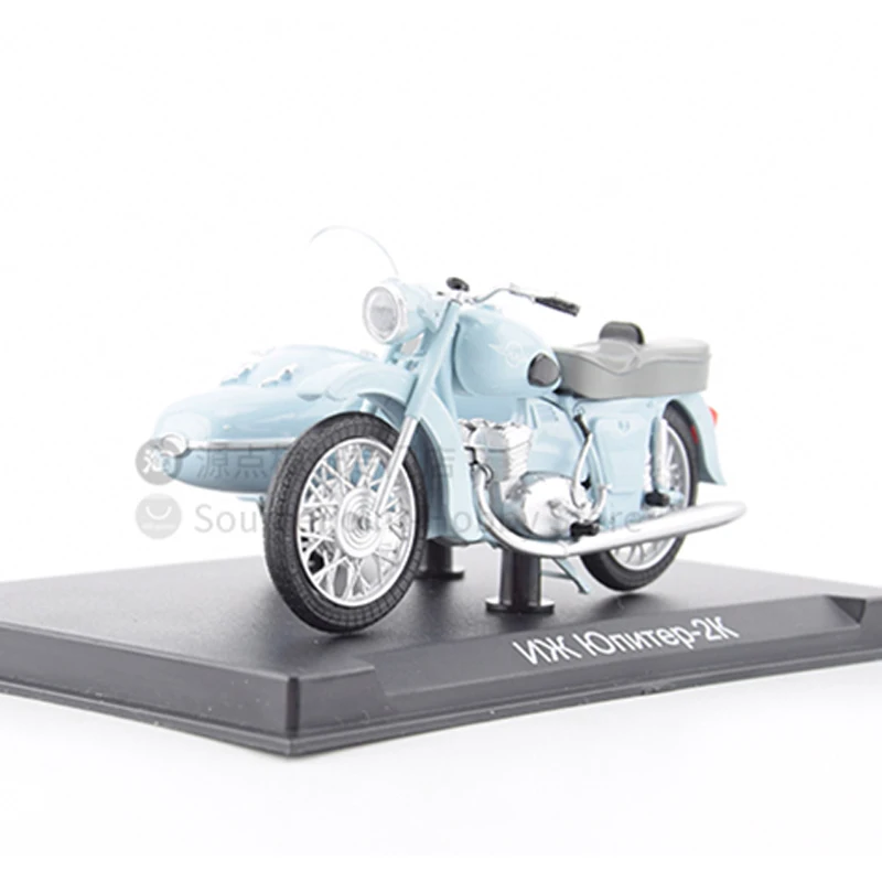 

1:24 Scale Plastics Tricycle IZH-JUPITER-2K Soviet Motorcycle JMTN051 Model Classics Adult Toys Souvenir Gifts Static Display