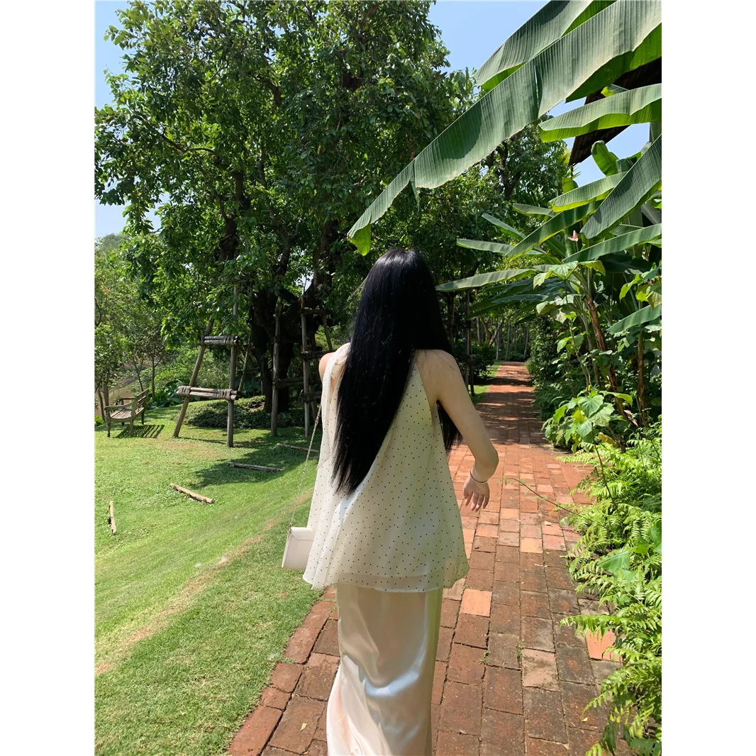 女性用ノースリーブタンクトップ,レースボウ,ハンギングネック,ユニークでルーズなトップ,フレンチスタイル,柔らかくて優しい,新しい夏のコレクション2022