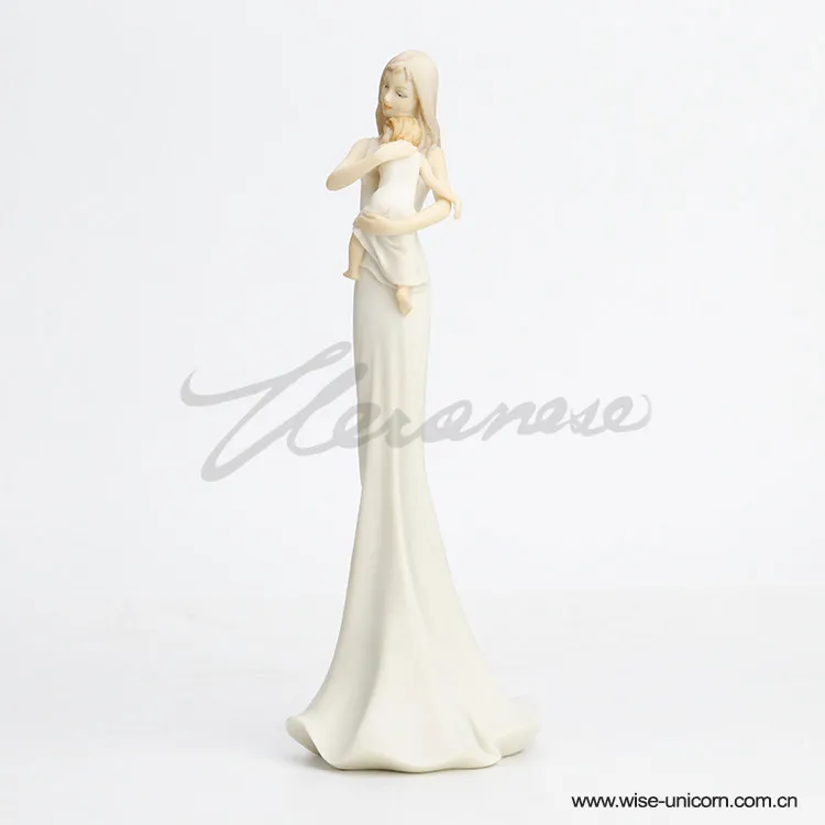 Gentle Mother Holding Sleeping Baby Resin Figurine Quiet Motherly Love Statue Long Dress Mom Sculpture Home Table Decor Gift
