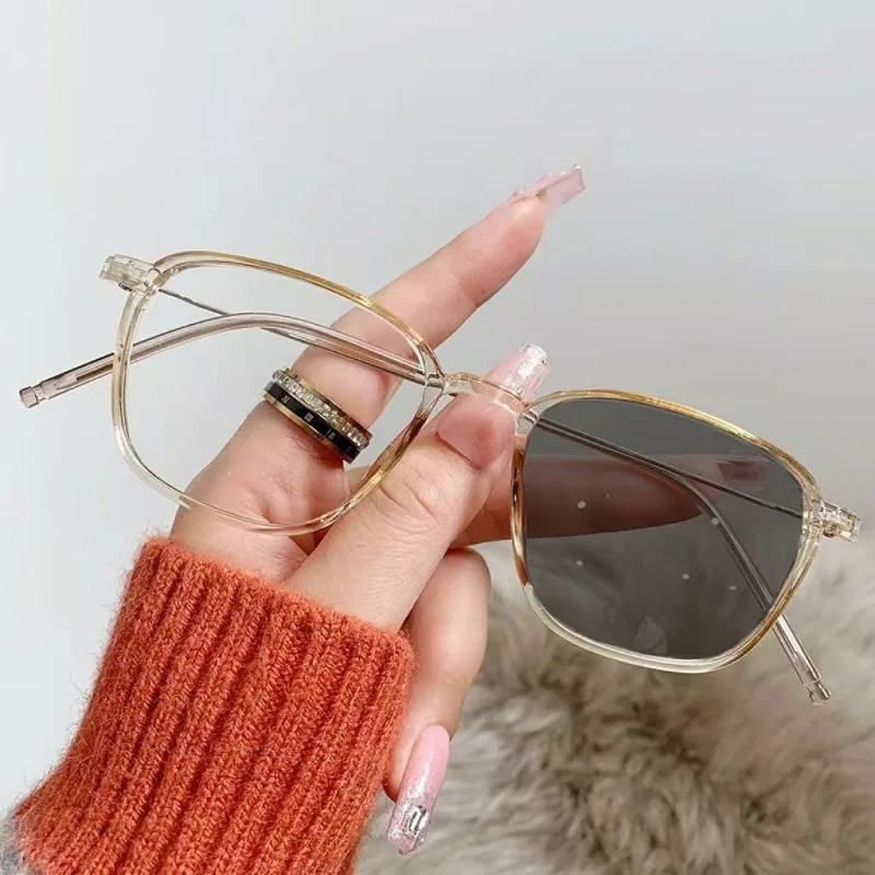 

Fashion Photochromic Anti Radiation Eyeglasses For Women/Men Anti Blue Light Glasses