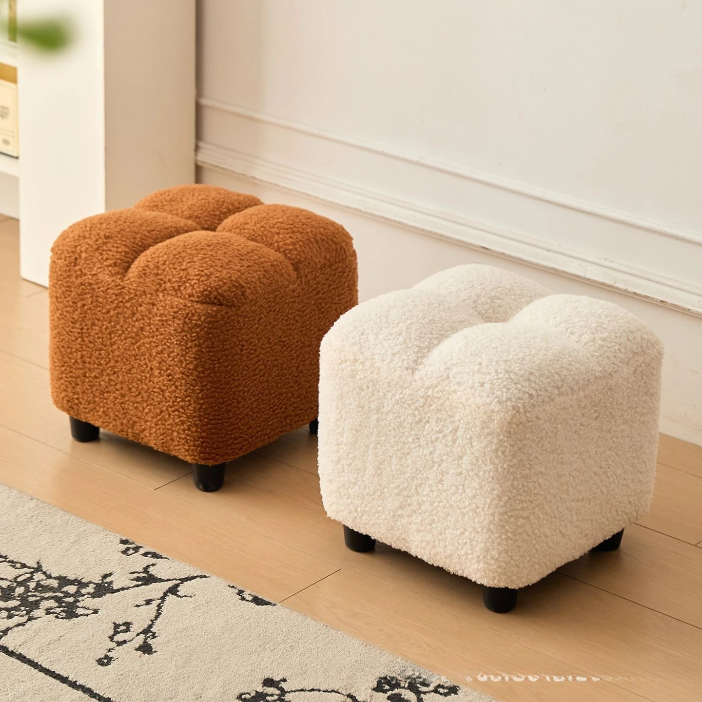

Storage stool Household low stool Lamb fleece sofa stool New Chinese cream wind bench Sitting pier Foot-to-door shoe changing