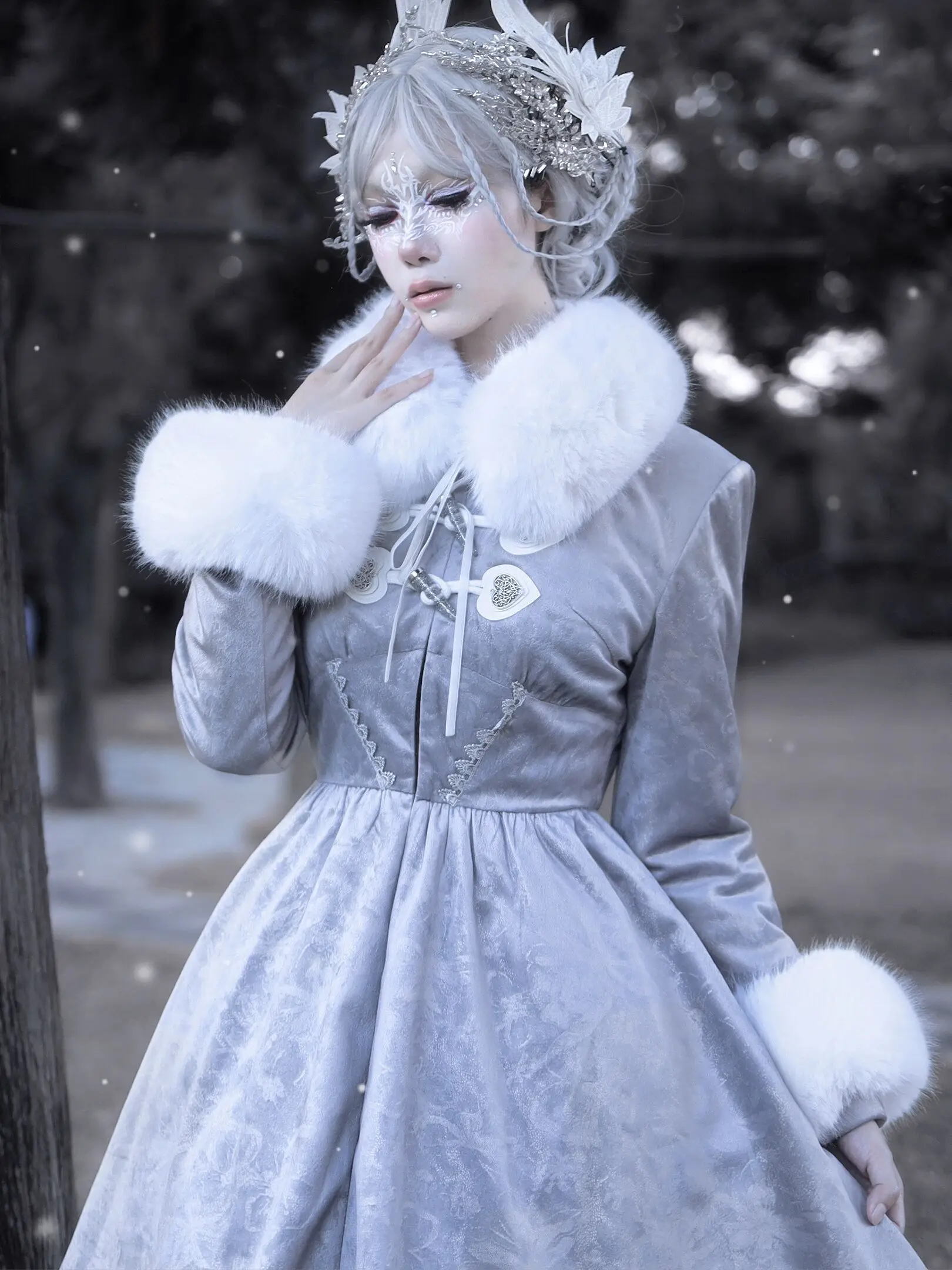 Lolita Style Snow Queen Dress Wedding Dress Cosplay Cotume Embroidery Snowflake For Carnival Party Prom Gown Princess Clothing