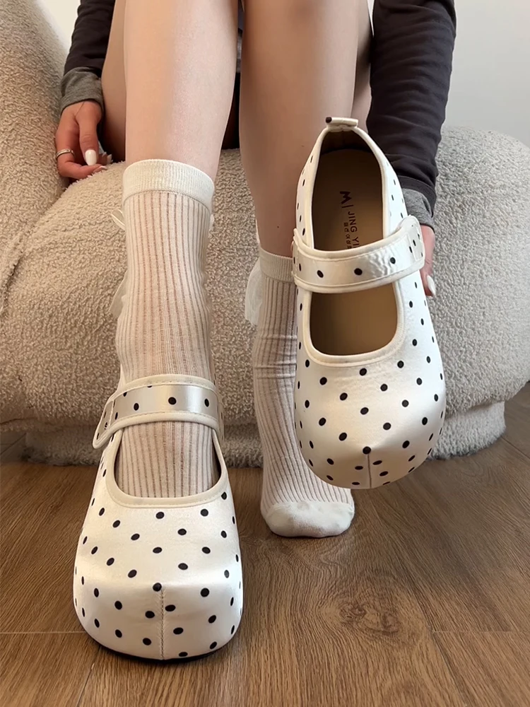 

Spring 2026 Fashion Polka Dot Mary Jane Single Shoes Thick Bottom Inner Heightening Dots Pattern All Match Skirts Flat Shoes