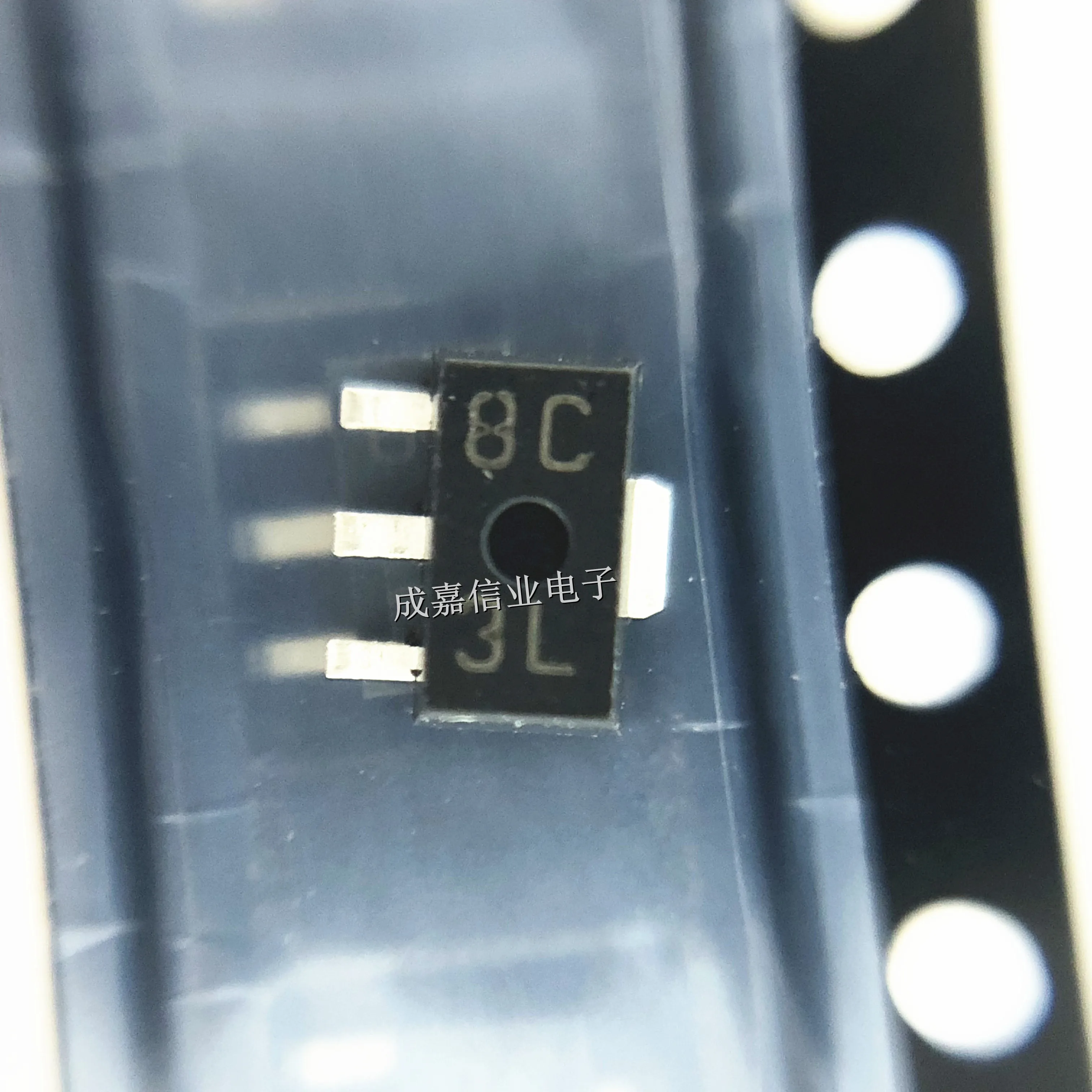 10pcs/Lot NJM78L05UA-TE1 SOT-89-3 MARKING;8C Linear Voltage Regulators 3-Term Pos Vreg 30V 100mA 350mW