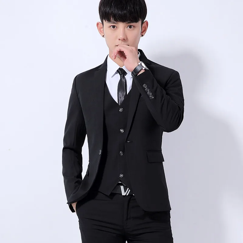 

Рекомендуемый мужской повседневный свадебный костюм-тройка: жилет, пиджак и брюки, приталенный крой, для жениха и свидетелей, для торжественных мероприятий