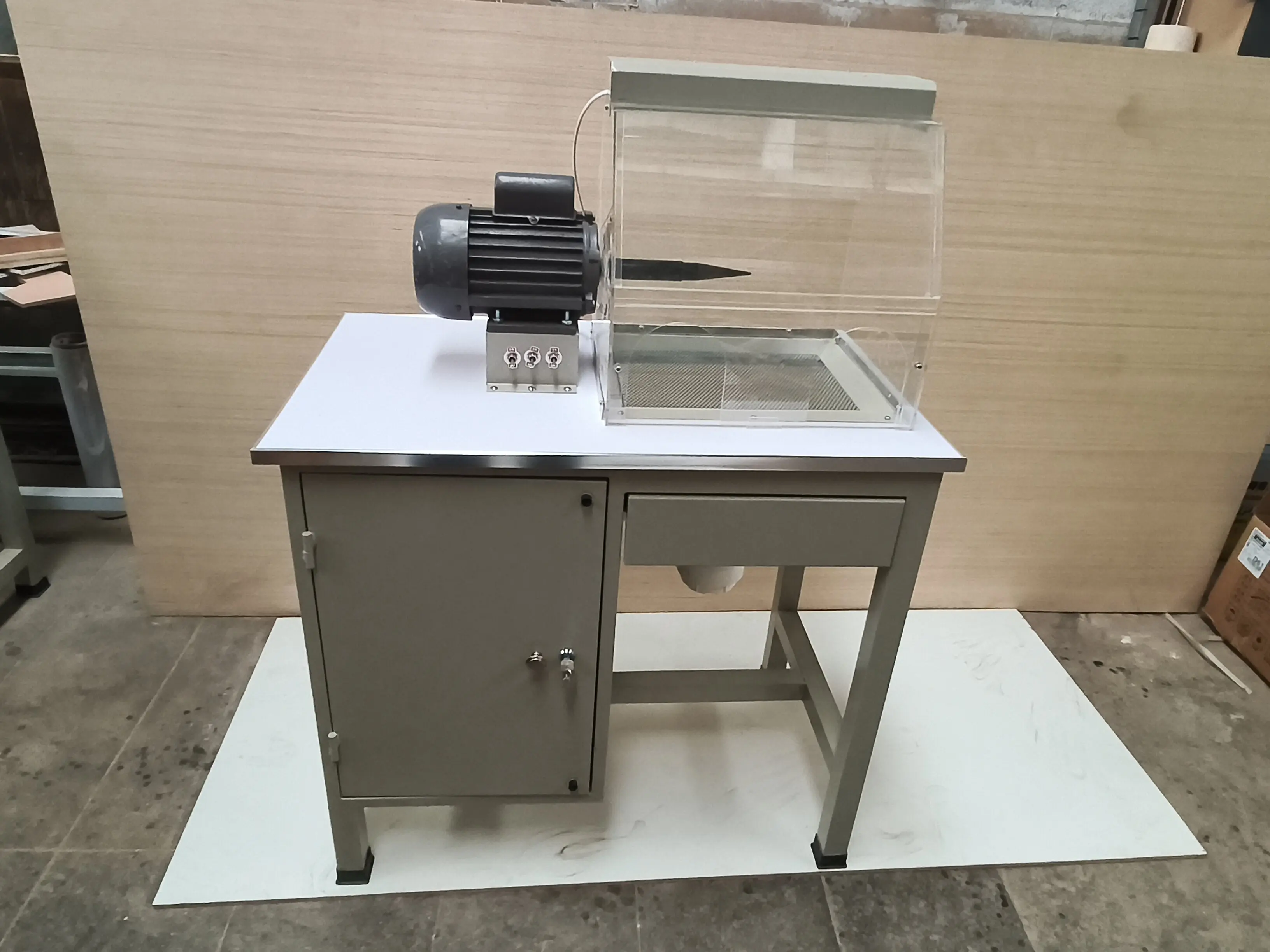 Gold and silver jewelry single and double-head vacuum polishing machine, cloth wheel polishing machine, polishing flying saucer