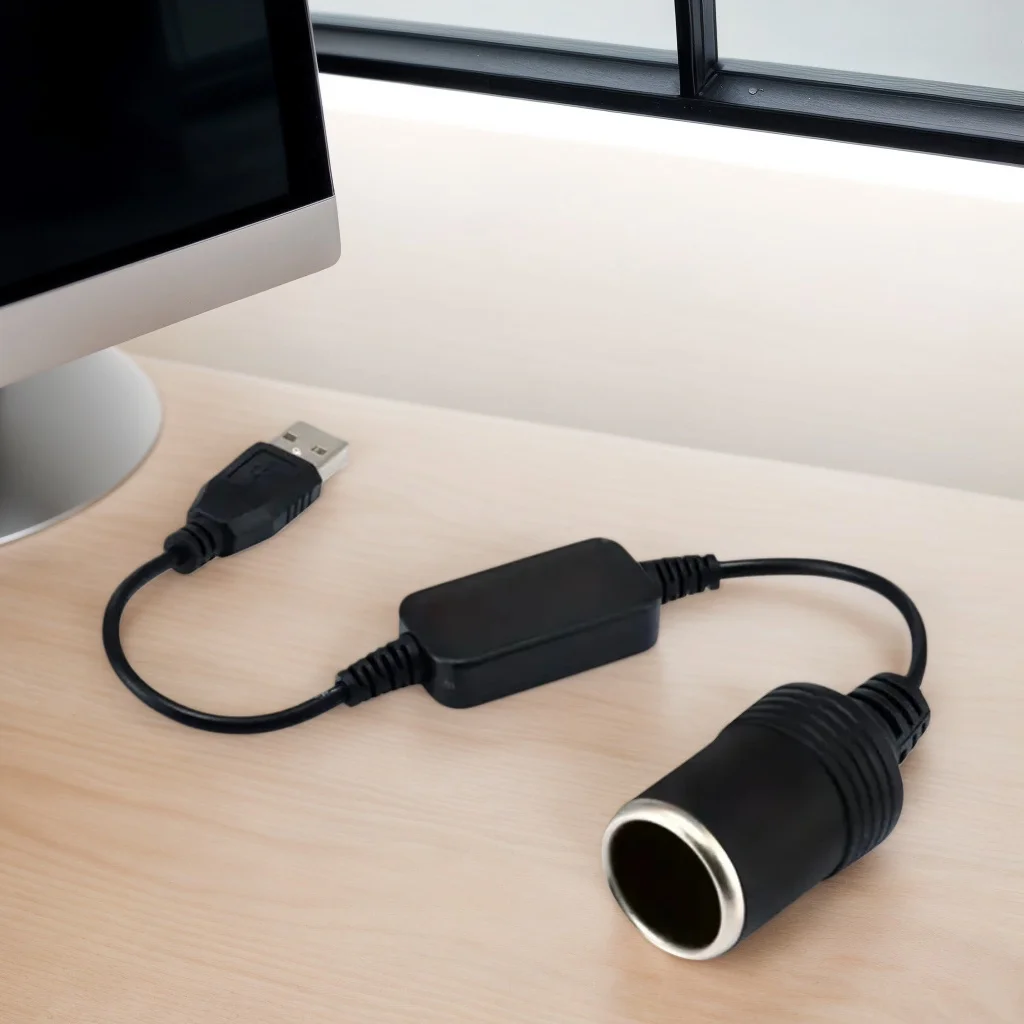 Adaptador de Isqueiro USB مقابل 12 فولت - 5 فولت / 2 أمبير Macho-FEMEa para ملحقات Eletrônicos de Carro (1 قطعة) (Compacto) (Prático)