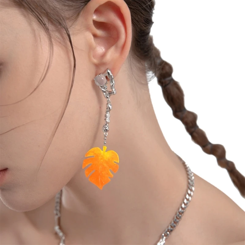 ورقة القيقب شكل السيليكون قلادة قلادة المجوهرات مصنوعة يدويا صنع الملحقات