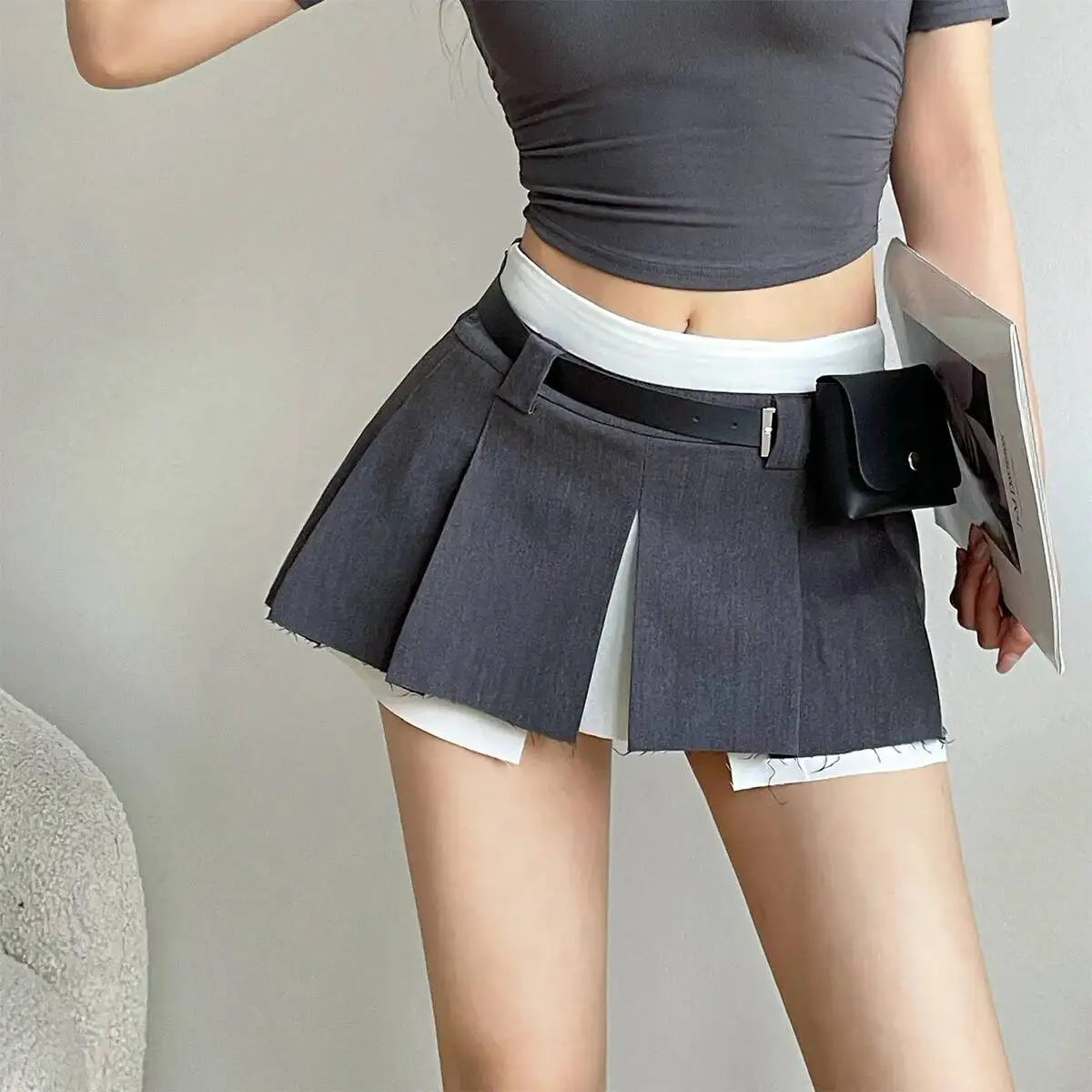WOMENGAGA American Spicy Girls Preppy Style Waistpack Fake Two Piece Pleated Skirt Women's Design Half Skirt Japanese X8C4