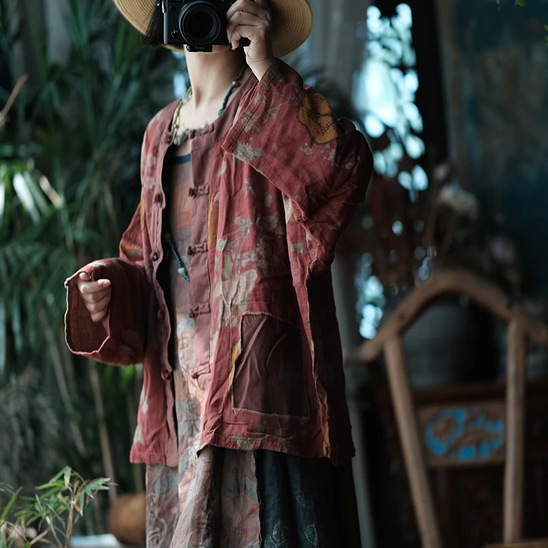 المرأة طويلة الأكمام تي شيرتات قطن جديد وصول 2025 الخريف النمط الصيني خمر الأزهار طباعة فضفاضة الإناث بلايز عادية قمصان M2029