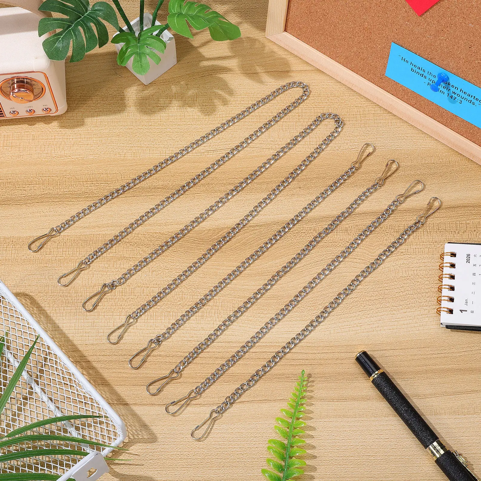 

6Pcs Heavy Duty Hanging Chains with Clasps Iron Chain Hooks Picture Hanging Chain for Planters Posters Trade Shows