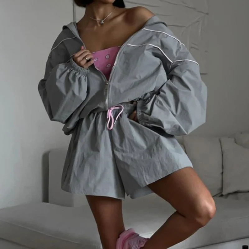 

2026 New Sports Style Small Man Wear Women's Suit Long-sleeved Jacket Shorts Loose Two-piece Set