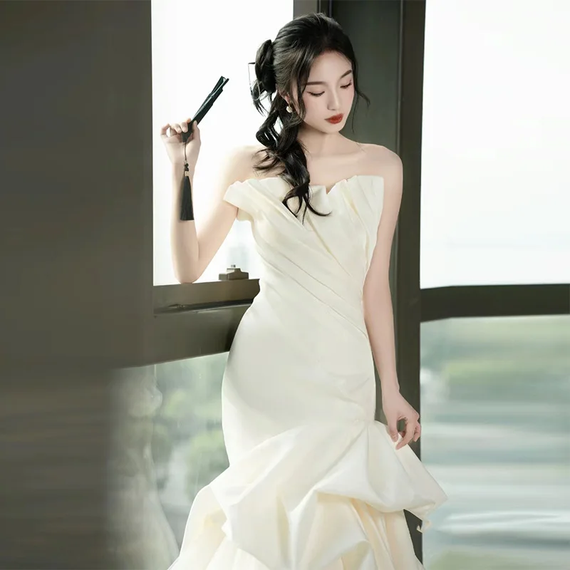 فستان زفاف خفيف من الساتان الفرنسي 2025New زفاف العروس بدون حمالات حورية البحر خروج الحجاب الراقية حجاب استقبال بسيط