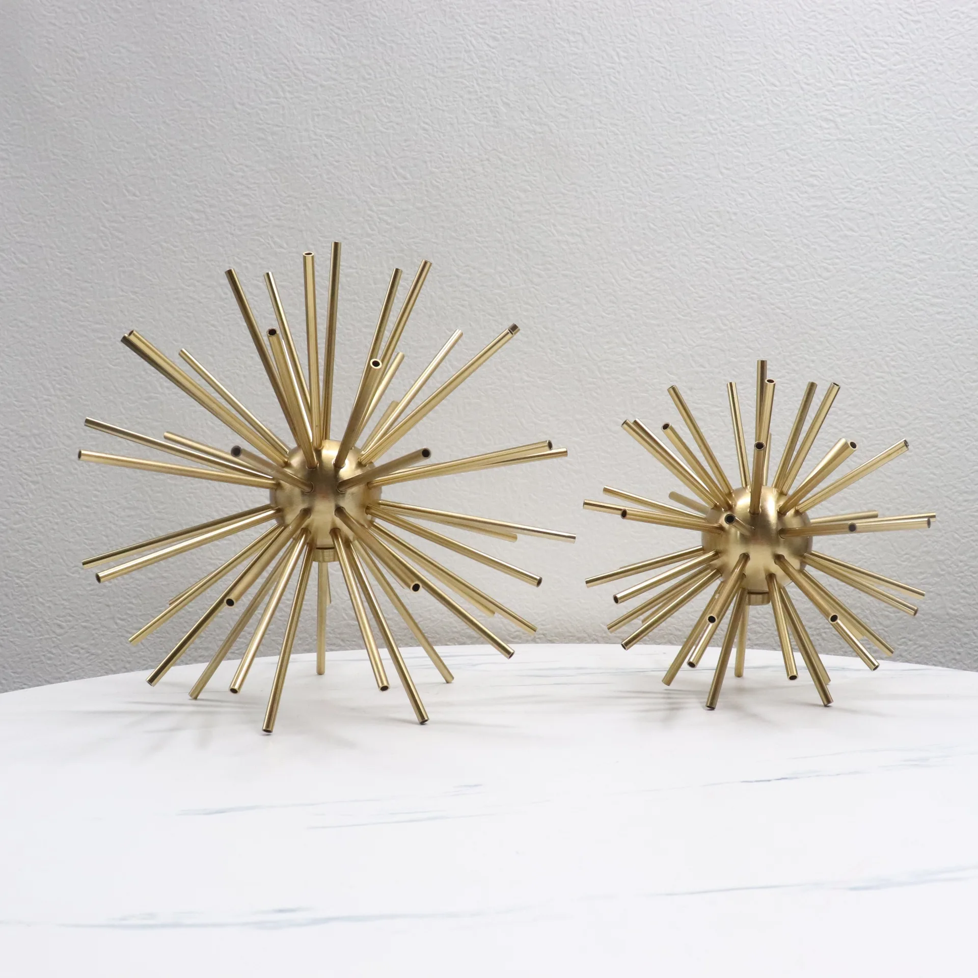 Metal Handicraft Ornaments Golden Sea Urchin Dandelion Shape Geometric Sculpture Decorative Figurines Home Decoration