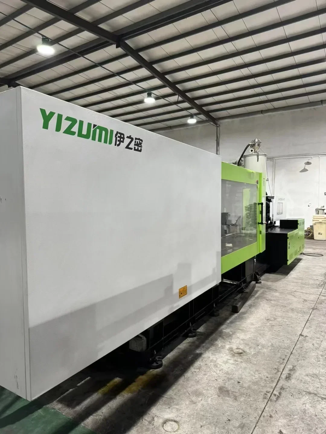 MA480t เครื่องทําแก้วพลาสติก เครื่องปั้นพลาสติก เครื่องปั้นพลาสติกสําหรับชาวเฮติ