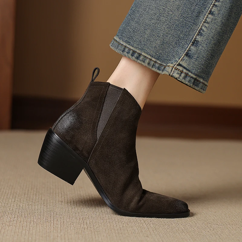 2025 New Hot Sale Real Cow Suede Western Ankle Boots Women Point Toe Kitten Heels Short Boots Winter Cowboy Knight Boots Woman view 2