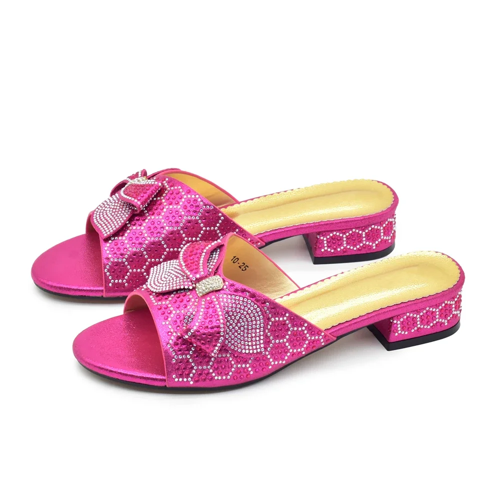 Mais recente marca designer de cristal grande arco salto baixo feminino strass bowtie sapatos casamento tamanho grande italiano elegante bombas festa