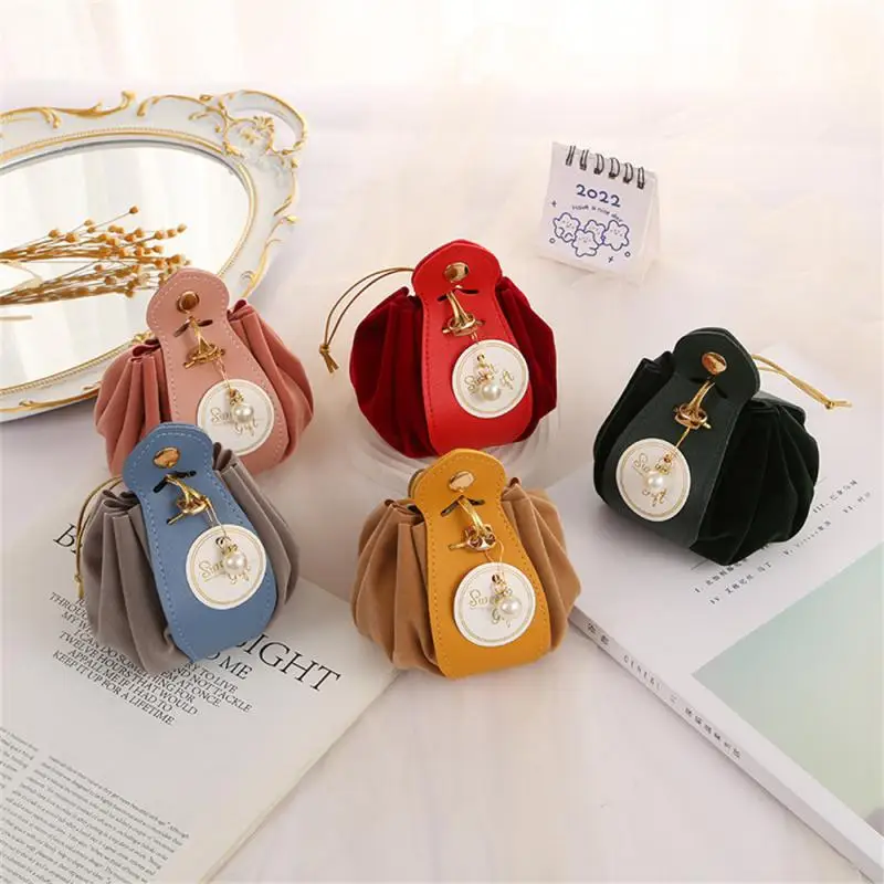 Festival Creativity Exquisite Workmanship Candy Bag Flannel Gift Not Easy To Drop Wedding Drawstring Bag Flocking Tighten Up