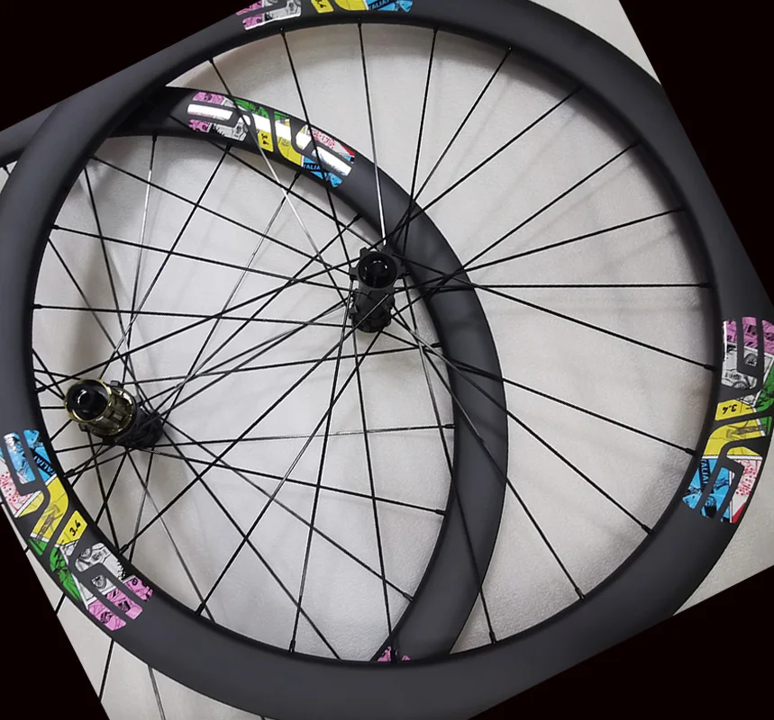 

700C Bicycle Width 30mm Gravel Carbon Disc Bike Clincher Wheelset Color Graffiti Sticker Ceramic Ratchet Carbon Gravel Wheelset