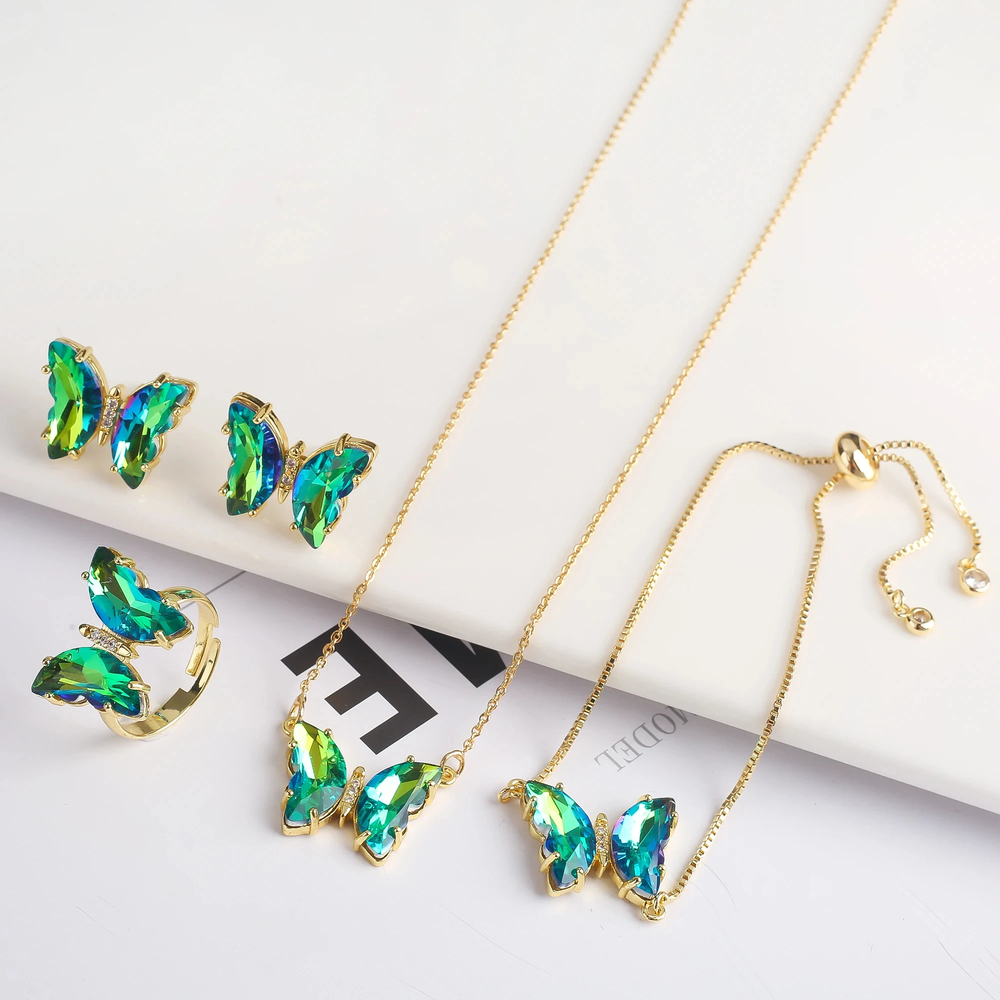 Women Shiny Crystal Butterfly Pendent Necklace Sets Romantic Jewelry Bracelet Ring Necklace Earring Set Dinner Dress Accessories
