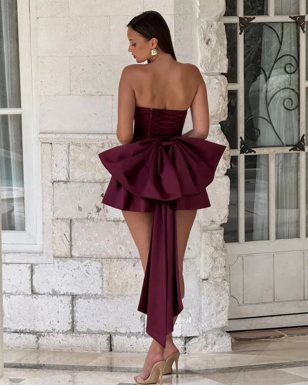 Eleganckie sukienki na studniówkę ZHUISHU, czarne sukienki bez rękawów na powitanie, satynowe mini sukienki w kształcie litery A, z gorsetowym wiązaniem na plecach, sukienki na przyjęcie urodzinowe, szyte na miarę.