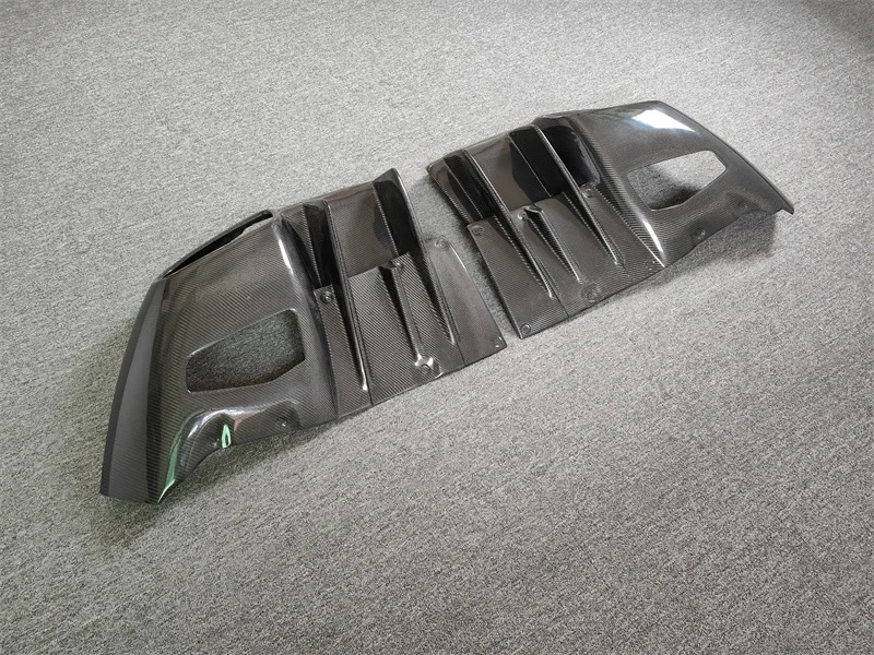 

Suitable for Ferrari F12 modified body kit DMC style carbon fiber rear diffuser