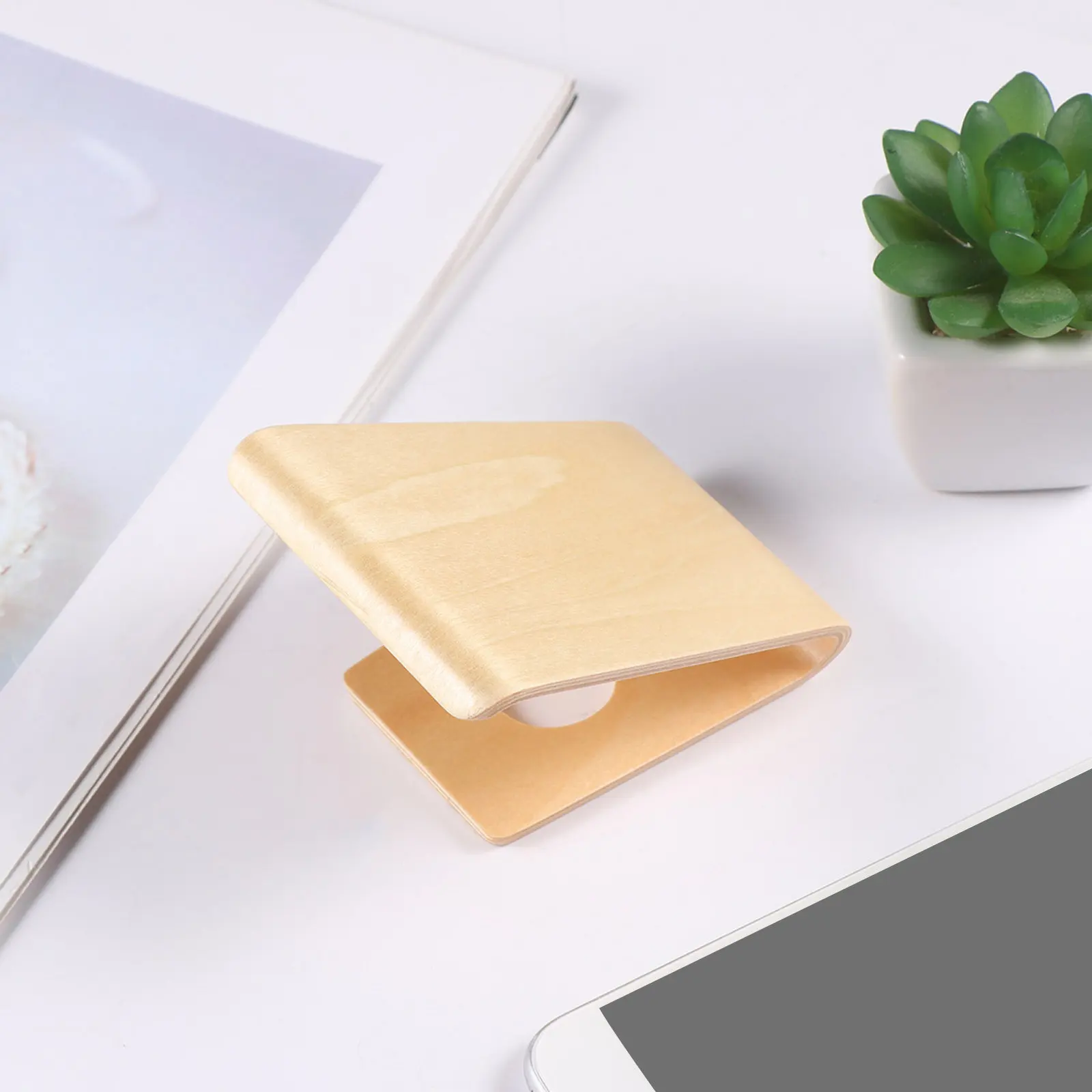 Wooden Phone Bracket Basswood Portable Mobile Stand Holder Universal Support for Phones Tablets Video Watching Desk