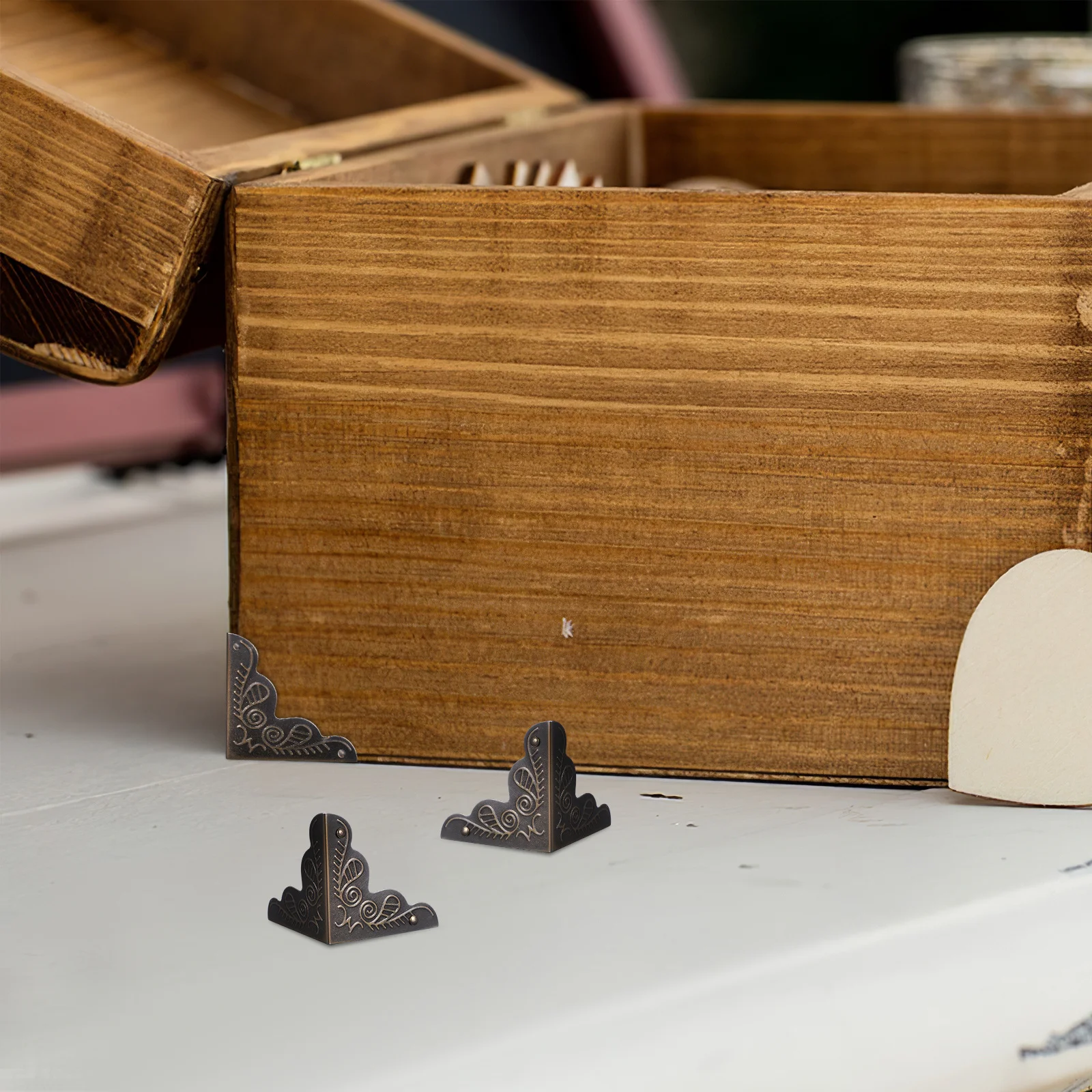 

36Pcs Vintage Corner Guards Metal Chest Corners Protective Edge Covers Desk Cabinet Jewelry Box Corner Protectors Iron