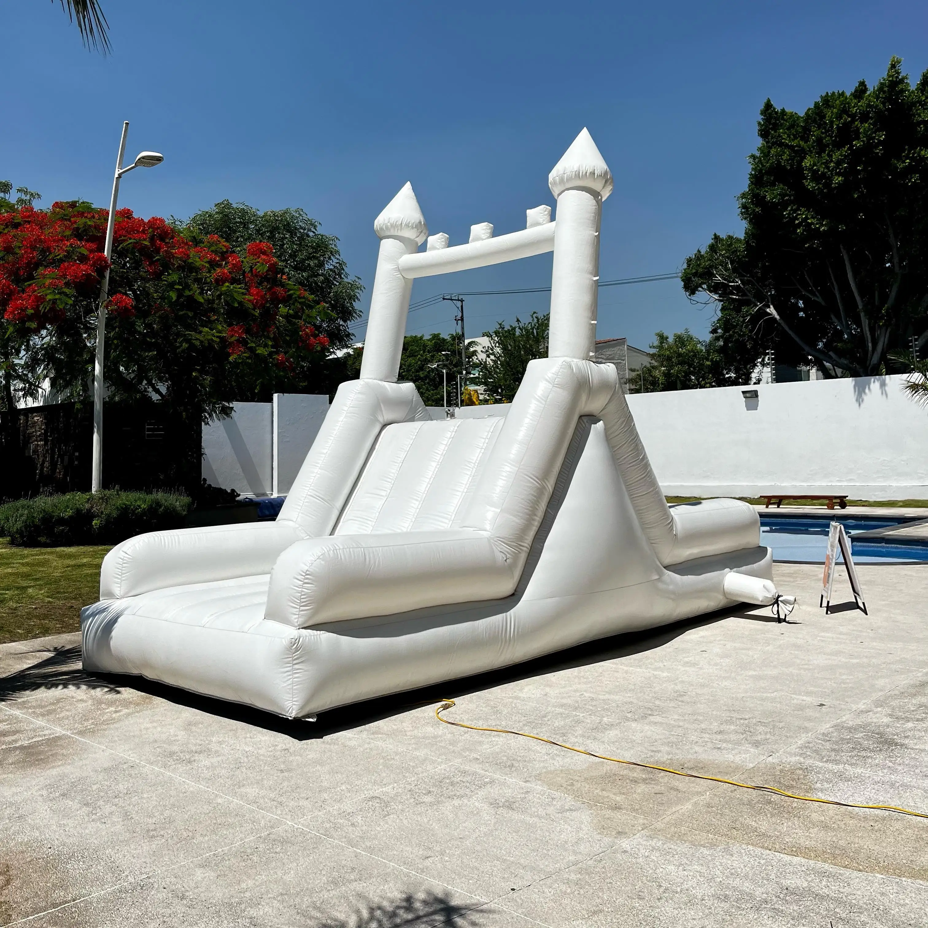 

inflatable white Slide Birthday Wedding party playhouse Inflatable Slide Jumping Castle with Blower