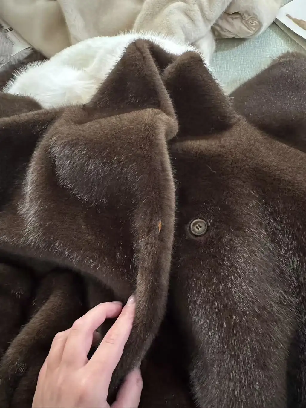 Women Faux Mink Fur Coats Solid Fur Jackets Cotton Linen Turn Down Collar Long Sleeves Single Breasted Cinched Waist 2026 Winter
