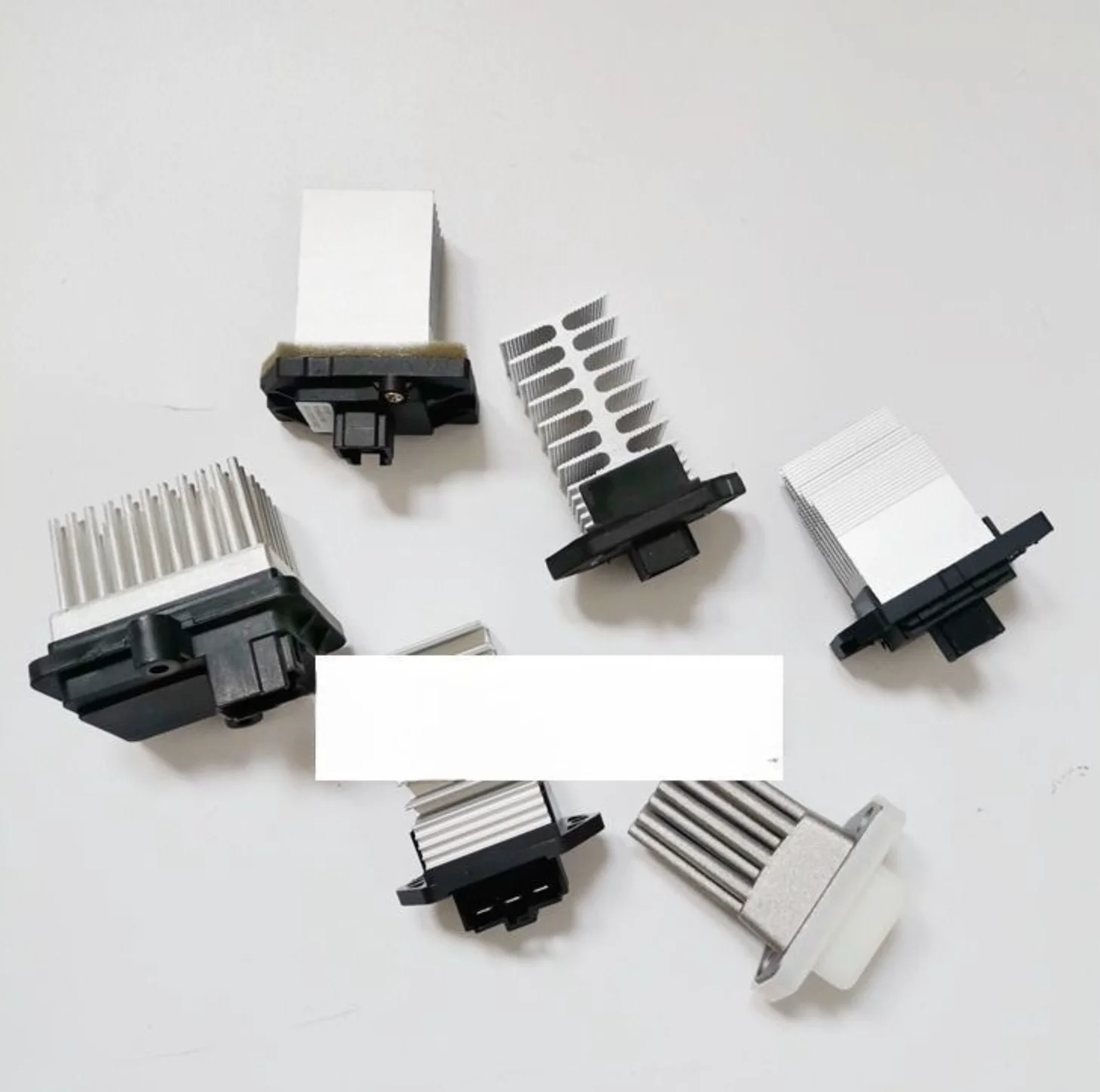 

Подходит для Roewe 350 550 I5 RX8 RX5 I6 W5 MG6 3ZS сопротивление вентилятора кондиционера