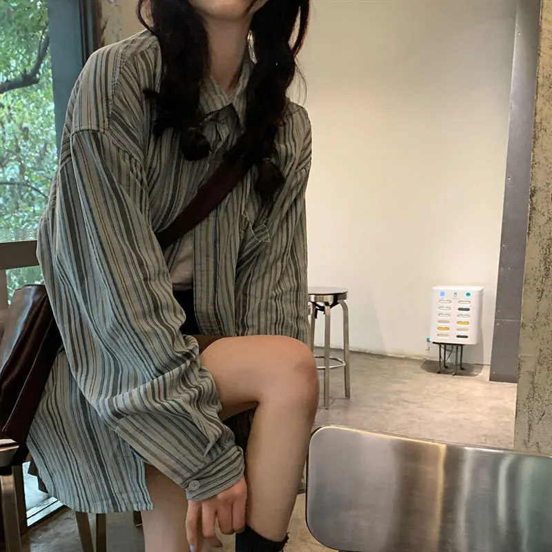 Autumn New Striped Vintage Shirts Female Clothing Loose Versatile Spring Autumn Pockets Spliced College Style Long Sleeve Blouse