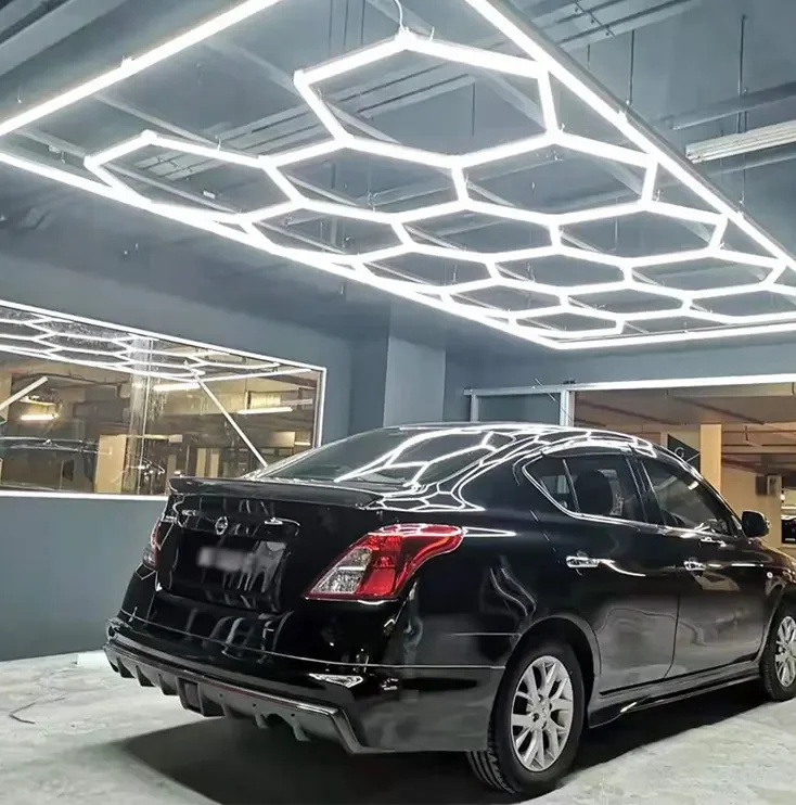 Żyrandol sufitowy Wodoodporna, trójstronna oprawa Led Lampa garażowa do oświetlenia sufitowego warsztatu