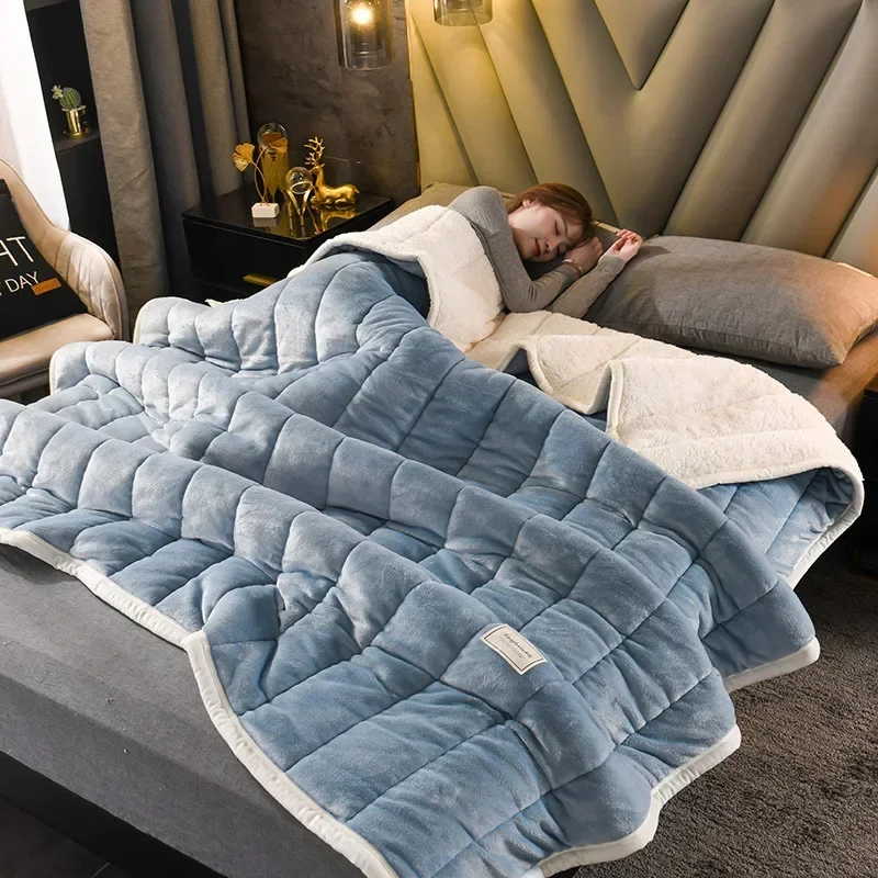 

New Thick Imitation Lamb Wool Blanket Winter Double-sided Three-layer Quilted Blanket Skin-friendly Cozy Warm Bed Cover Blanket