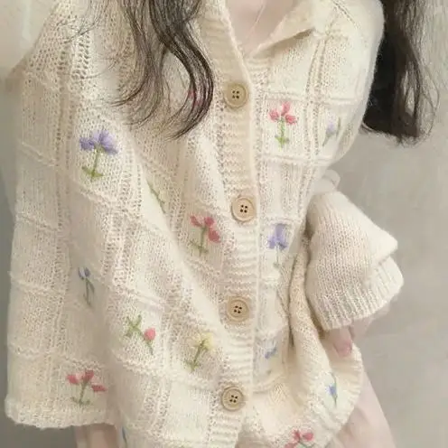 

Autumn Sweater Cardigan Female Japanese Retro Lazy Wind Gentle Design Sense Small Fragrance Flower Knitted Coat