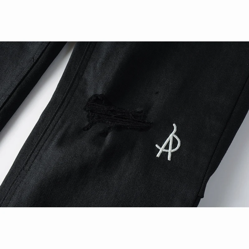 بنطال جينز ممزق بأزرار سوداء ضيقة للرجال من American High Street