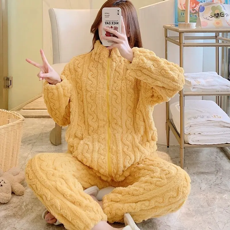 

Coral Velvet Pajamas Women's Autumn Winter Thickened Fleece Long-sleeved Flannel Loungewear Plush Cute Pure Color Sleepwear Suit