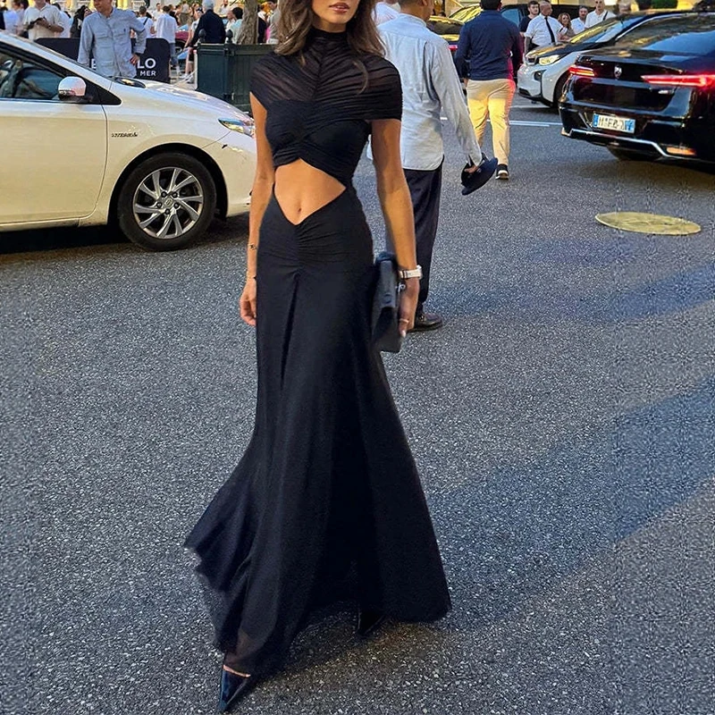Modisches, elegantes, einfarbiges, schmal geschnittenes Kleid mit halbem Rollkragen und Cape-Plissee, europäisch-amerikanischer Sommerstil, neu im Ins-Stil.