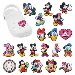 Dijes de PVC para zapatos, accesorios de Disney, Mickey, Minnie, Pato Donald, Daisy, Pluto, hebillas para zapatos, regalo para niños, 1-19 piezas